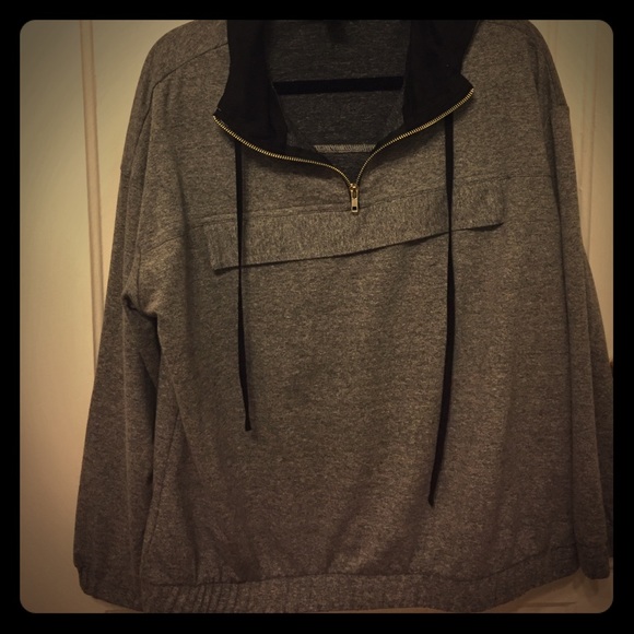 Heather gray pullover hoodie - Picture 1 of 3